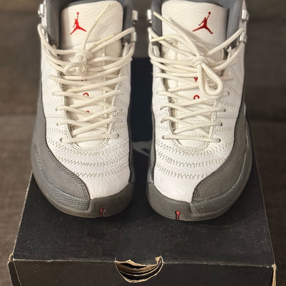 AIR JORDAN 12 RETRO